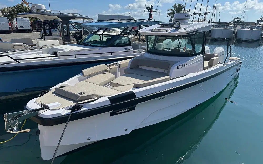 slider 3 Axopar 29 CCX - Brabus Performance Line