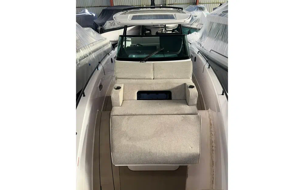 slider 20 Axopar 37 ST