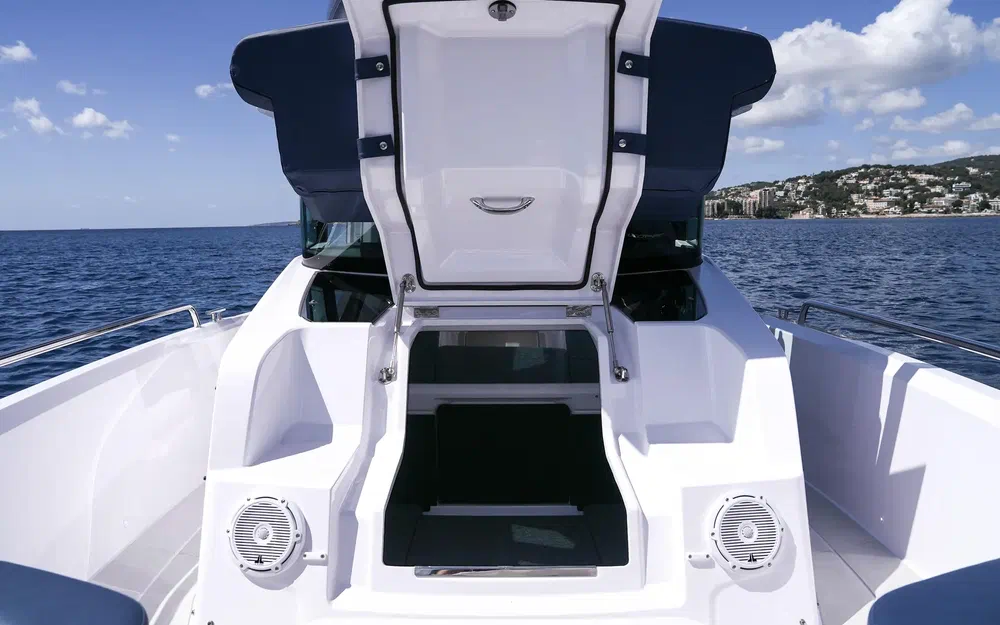 slider 9 Axopar 29 XC CROSS CABIN