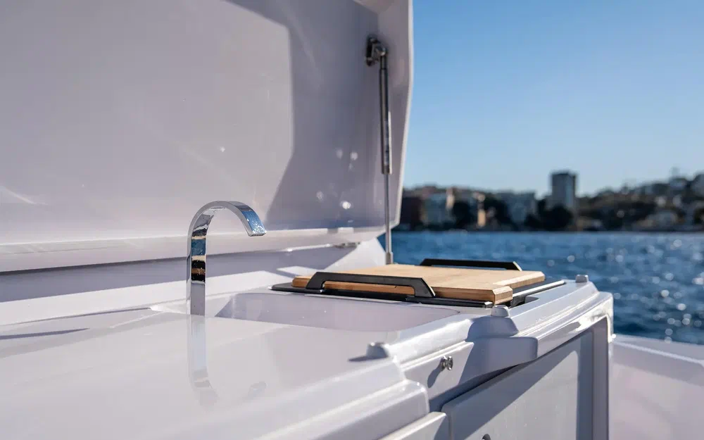 slider 12 Axopar 29 XC CROSS CABIN