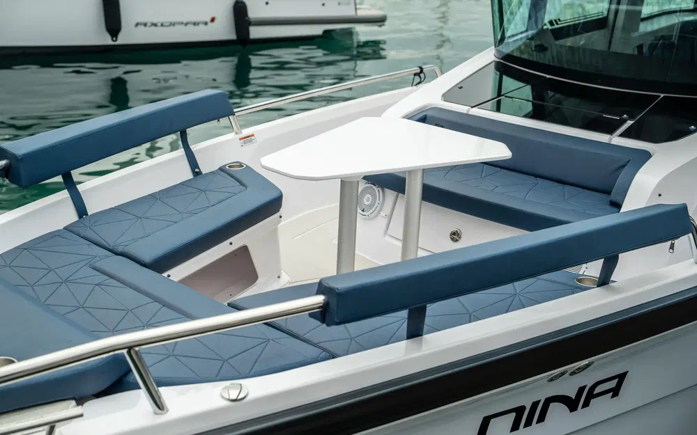 slider 7 Axopar 29 XC CROSS CABIN