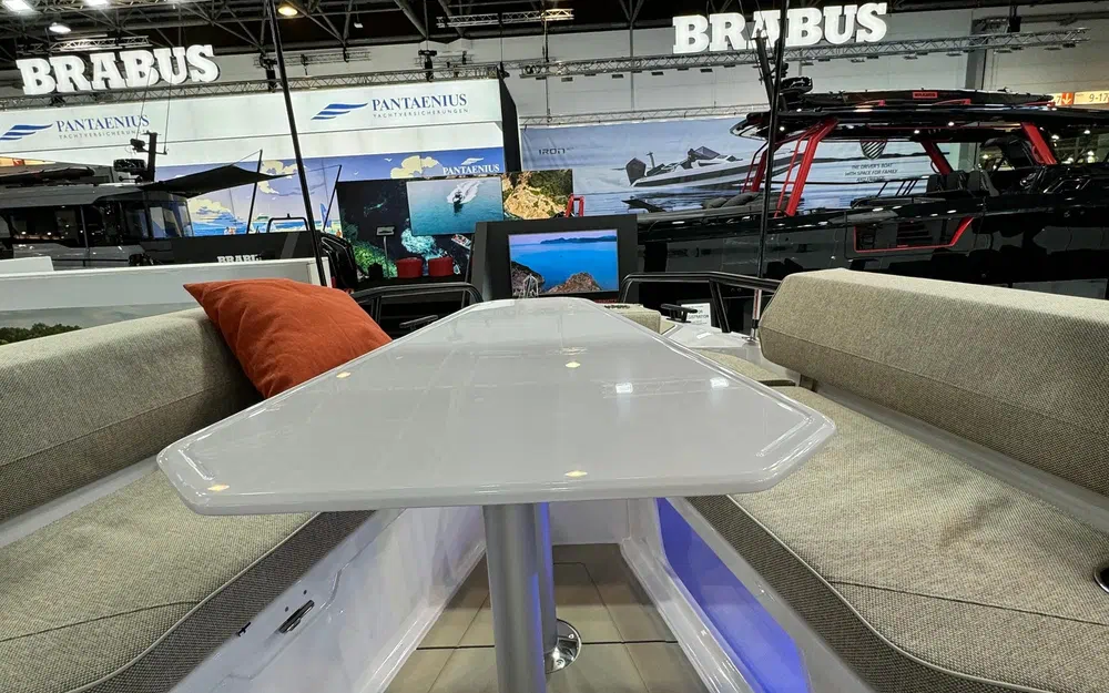 slider 15 Axopar 29 XC CROSS CABIN