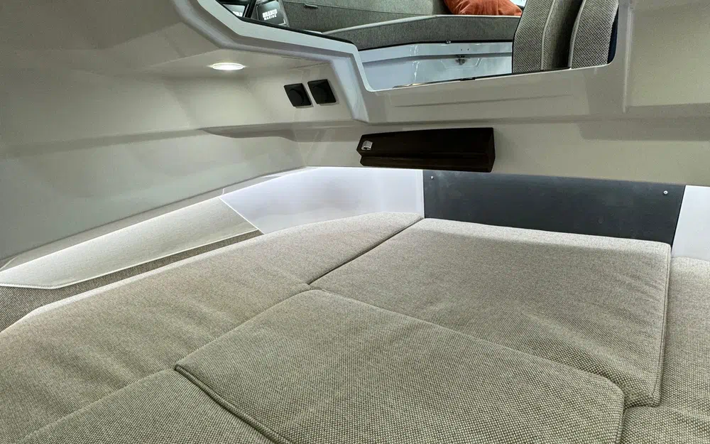 slider 23 Axopar 29 XC CROSS CABIN