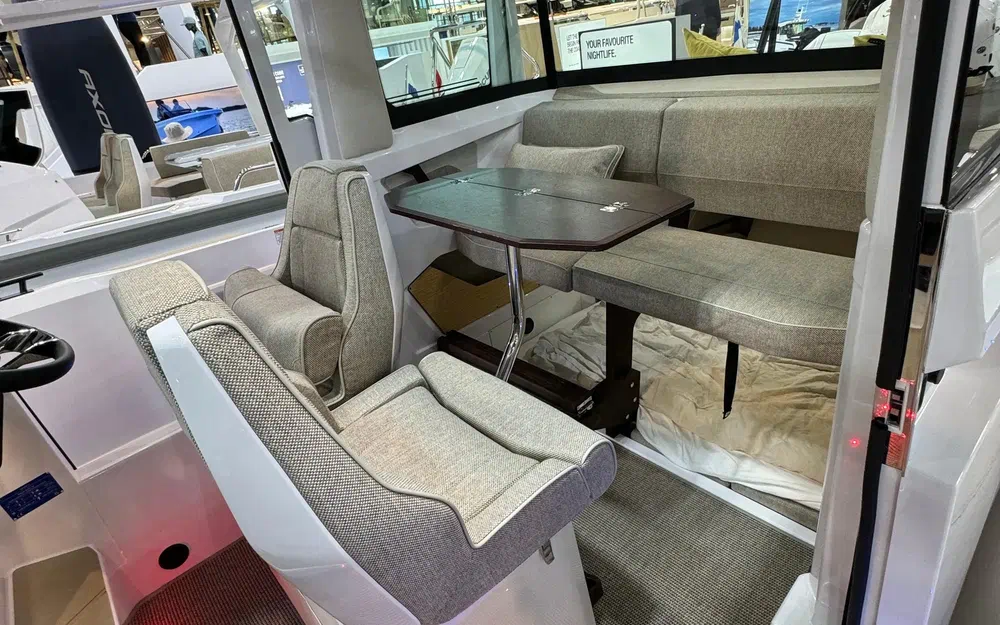 slider 27 Axopar 29 XC CROSS CABIN