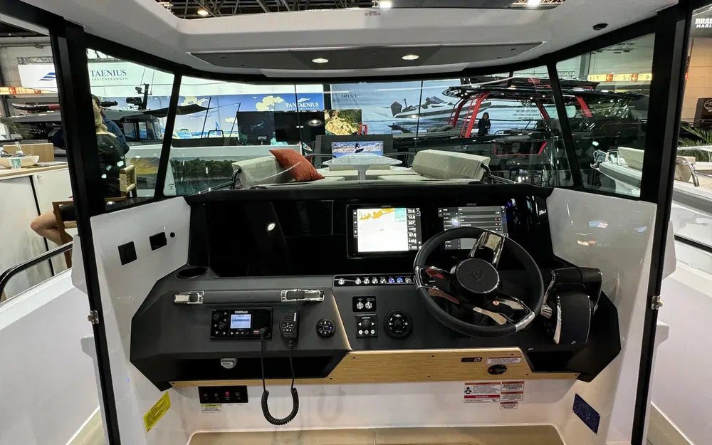 slider 35 Axopar 29 XC CROSS CABIN