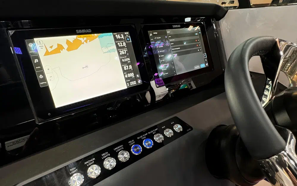 slider 37 Axopar 29 XC CROSS CABIN