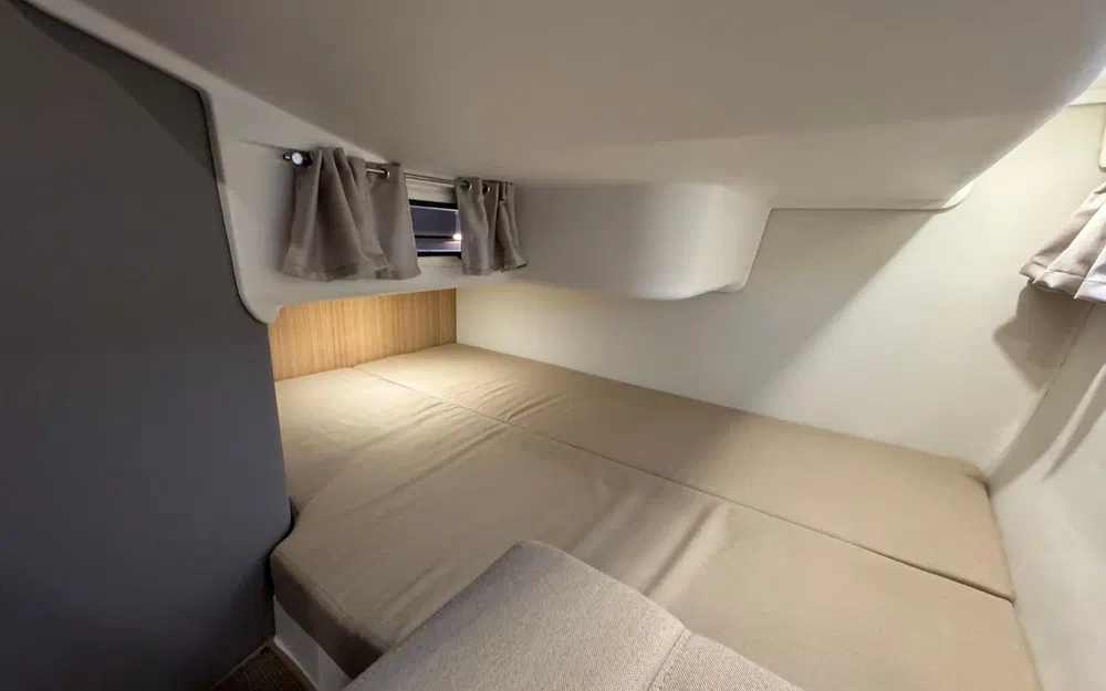 slider 10 Nimbus 365 Coupe