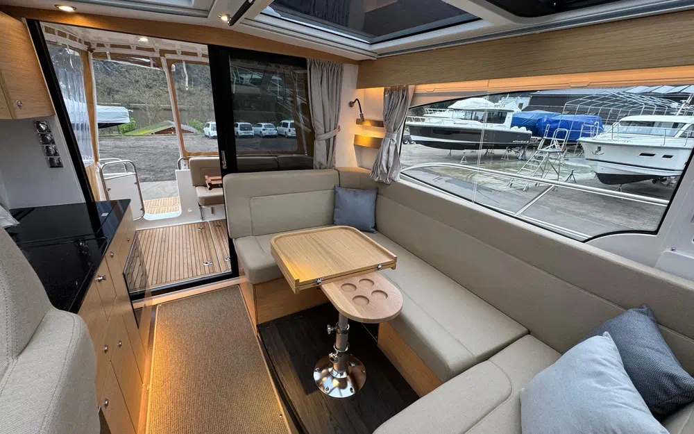 slider 14 Nimbus 365 Coupe