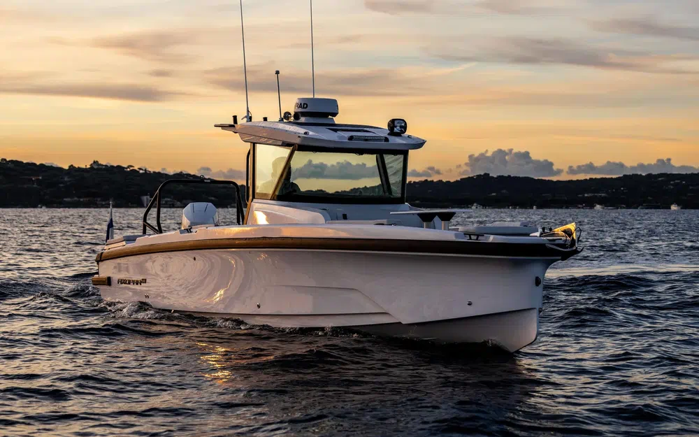 slider 2 Axopar 29 CCX