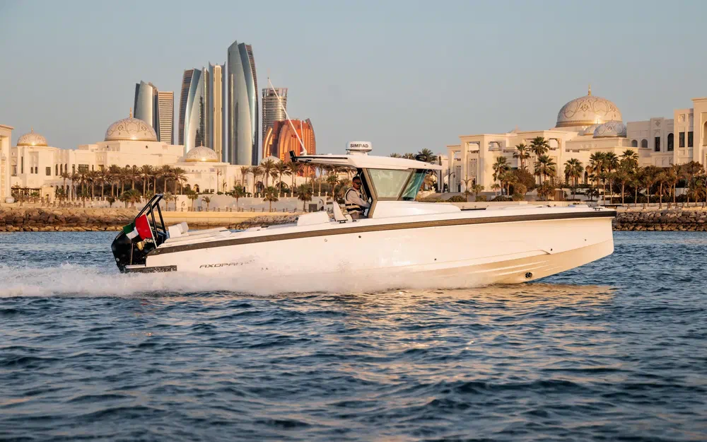 slider 4 Axopar 29 CCX