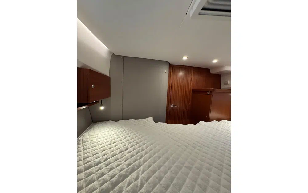 slider 15 Nimbus 305 Coupe