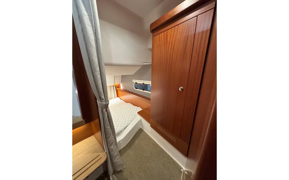 slider 16 Nimbus 305 Coupe