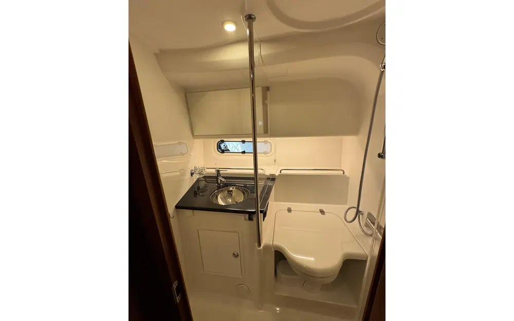 slider 20 Nimbus 305 Coupe