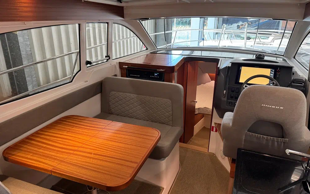 slider 25 Nimbus 305 Coupe