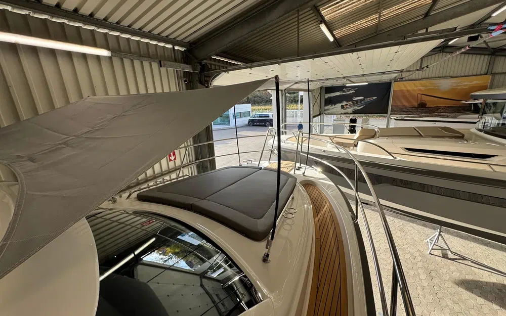 slider 3 Nimbus 305 Coupe