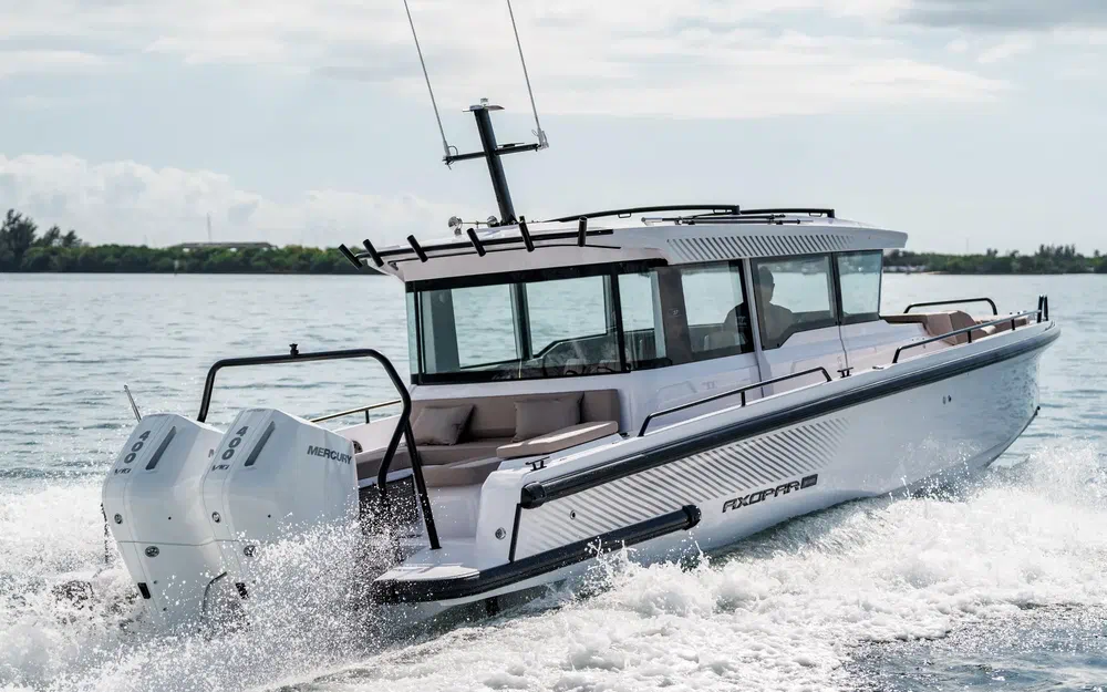 slider 1 Axopar 37 SC