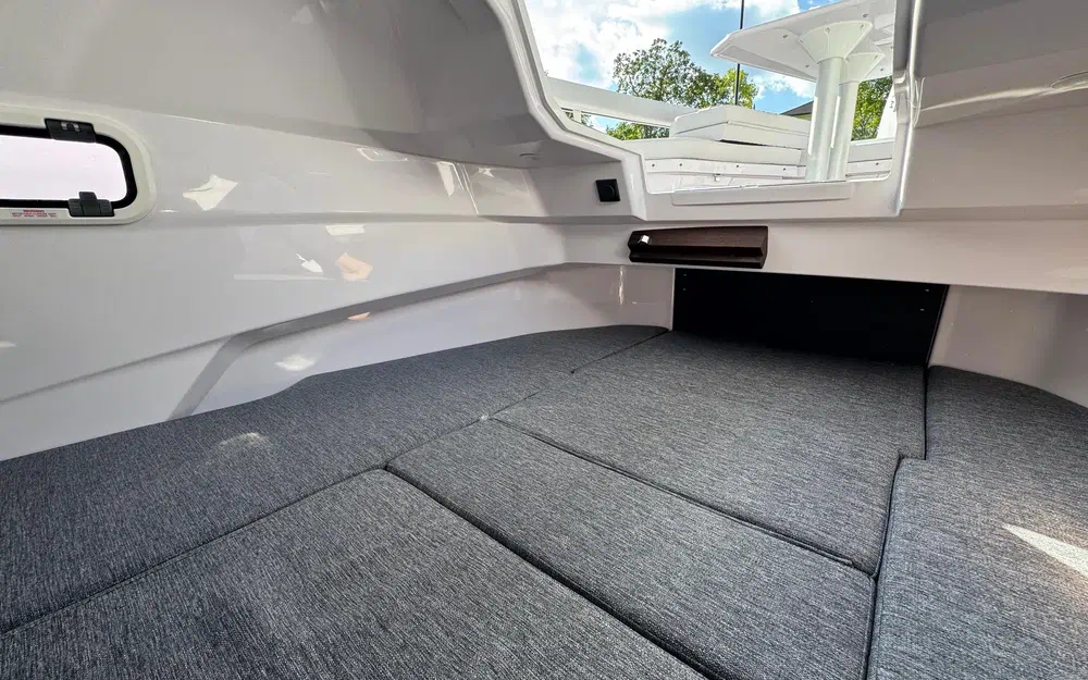 slider 10 Axopar 29 XC CROSS CABIN