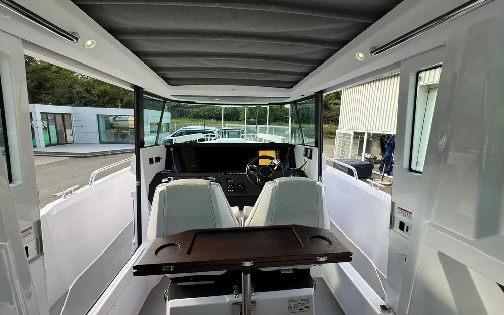 slider 15 Axopar 29 XC CROSS CABIN