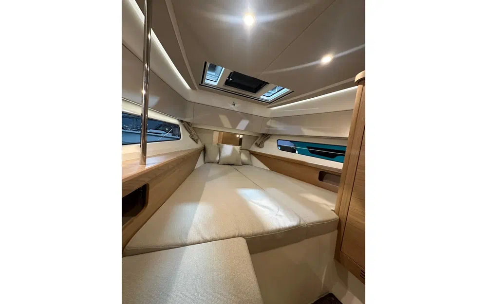 slider 15 Nimbus W12