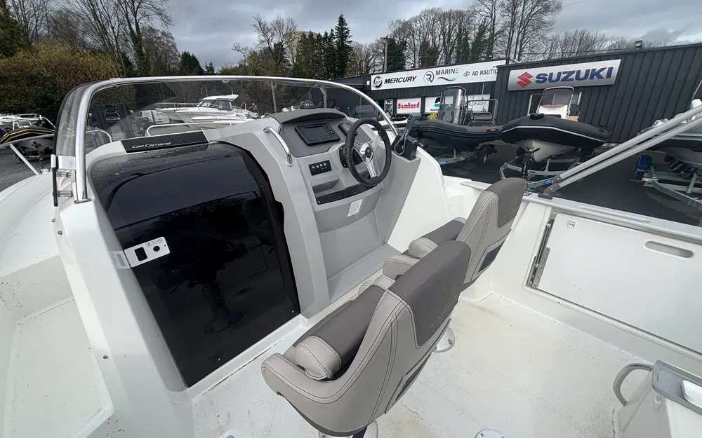 slider 7 Jeanneau Cap Camarat 6.5 WA Serie 2