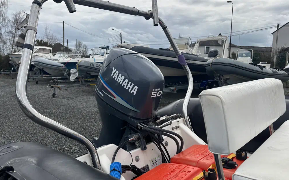 slider 5 Bombard 550 Explorer