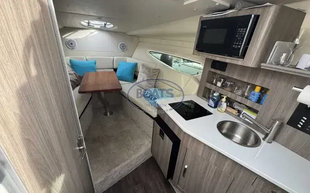 slider 14 Regal 26 Express