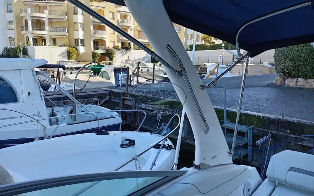 slider 8 Regal 26 Express