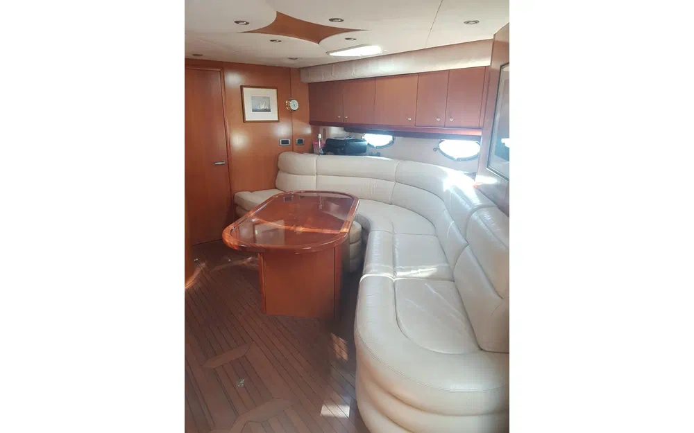 slider 7 Sunseeker Predator 61