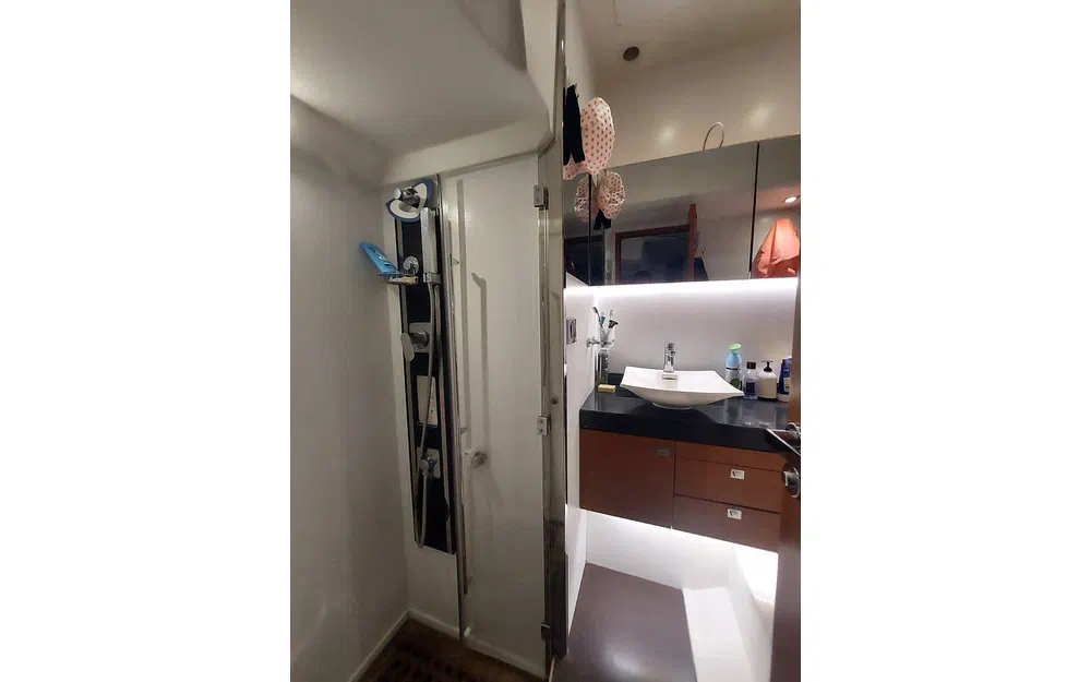 slider 18 Jeanneau Prestige 500 Fly