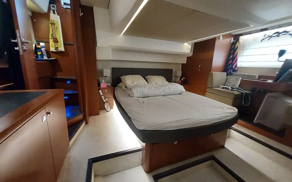 slider 20 Jeanneau Prestige 500 Fly