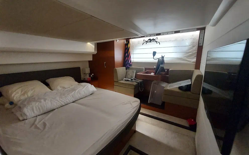 slider 21 Jeanneau Prestige 500 Fly