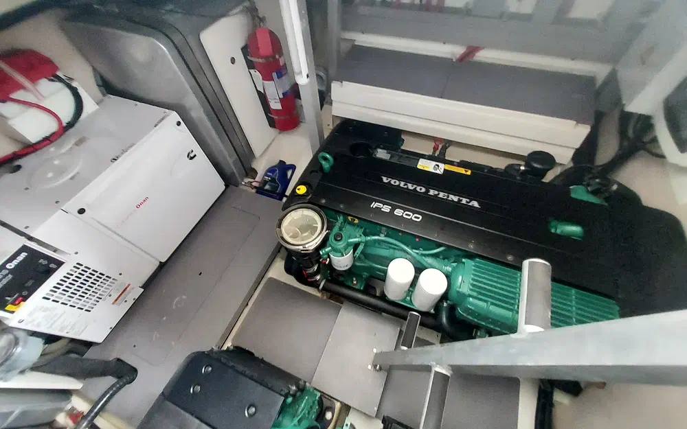 slider 29 Jeanneau Prestige 500 Fly