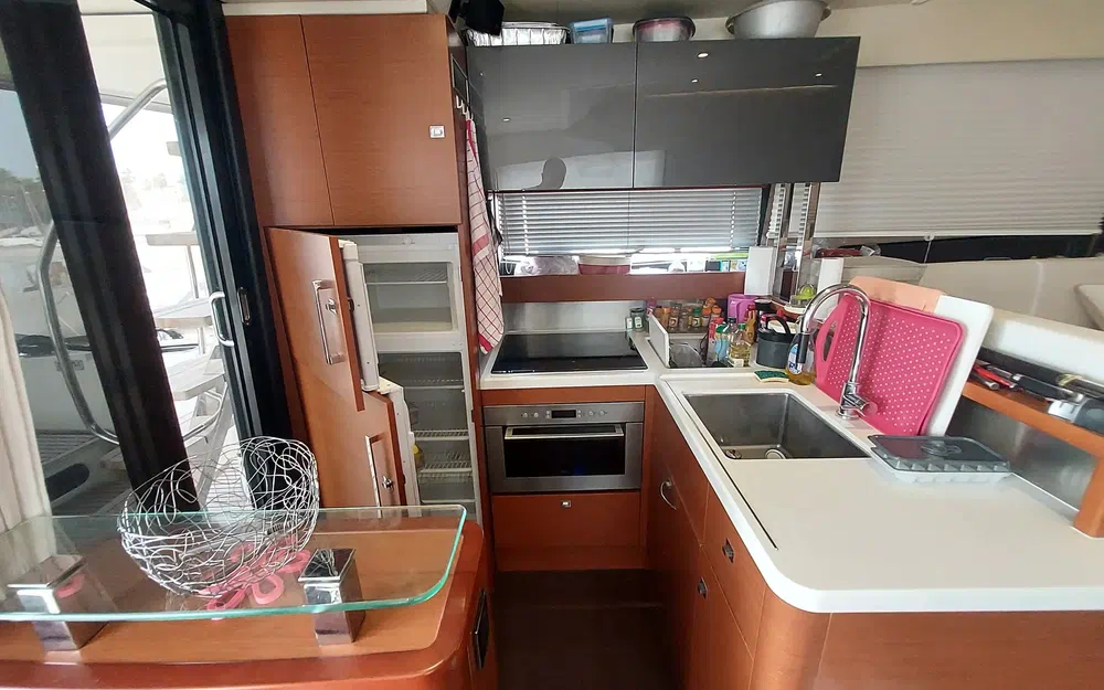 slider 4 Jeanneau Prestige 500 Fly