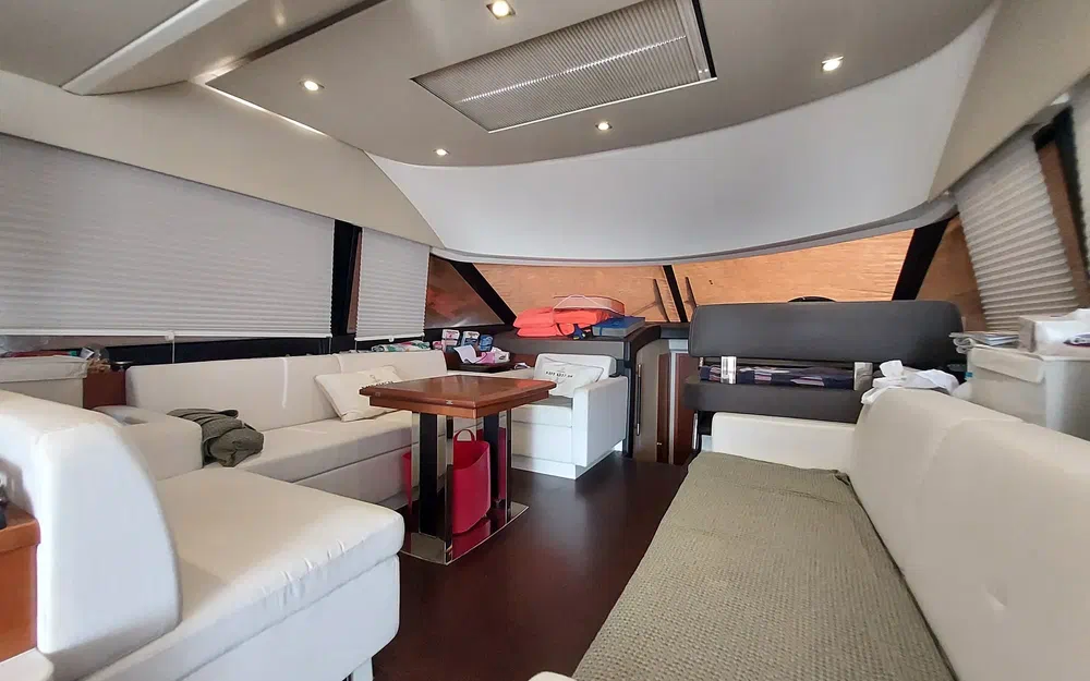 slider 7 Jeanneau Prestige 500 Fly