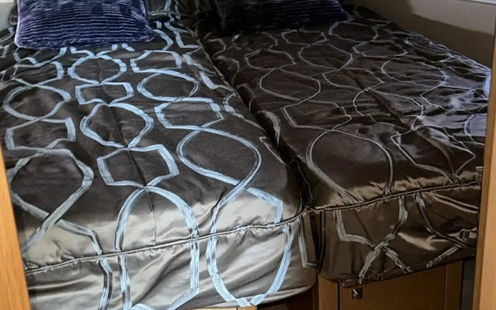 slider 11 Sunseeker Portofino 48