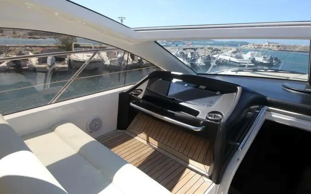 slider 16 Sunseeker Portofino 48