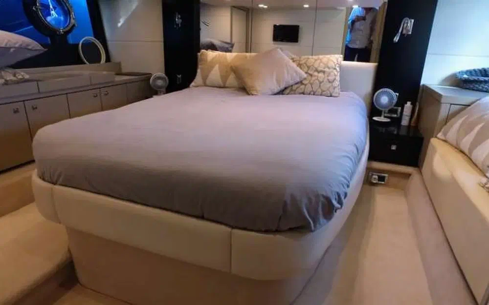 slider 7 Sunseeker Portofino 48