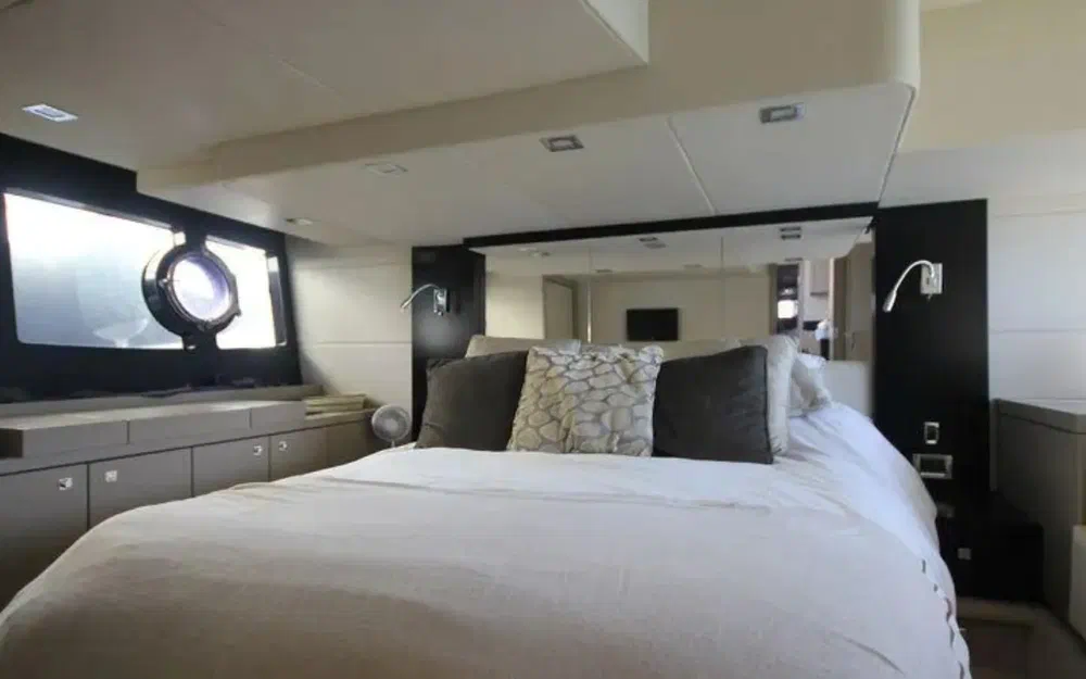 slider 8 Sunseeker Portofino 48