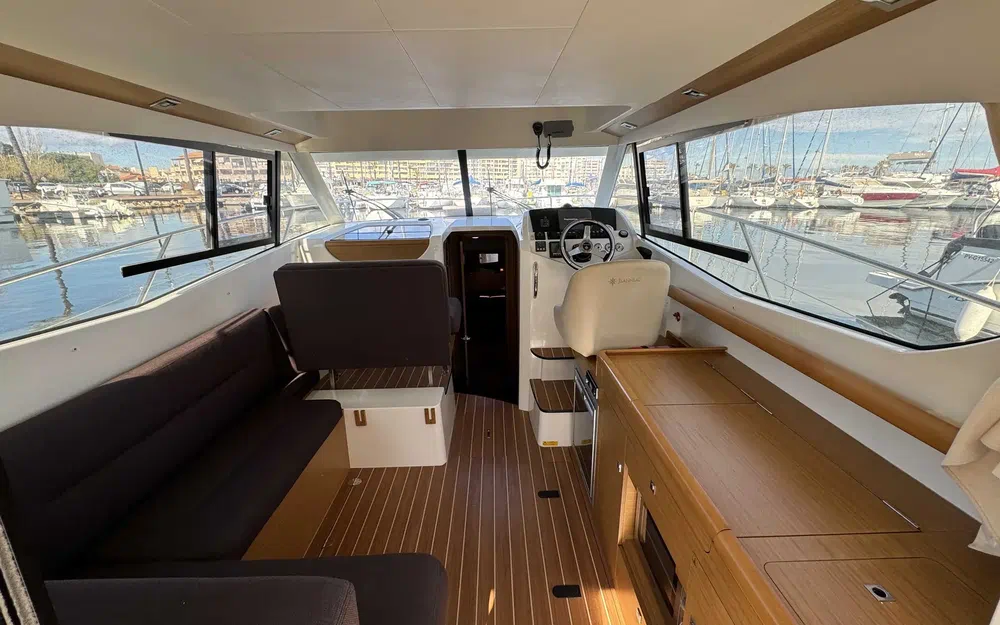 slider 12 Jeanneau Merry Fisher 10