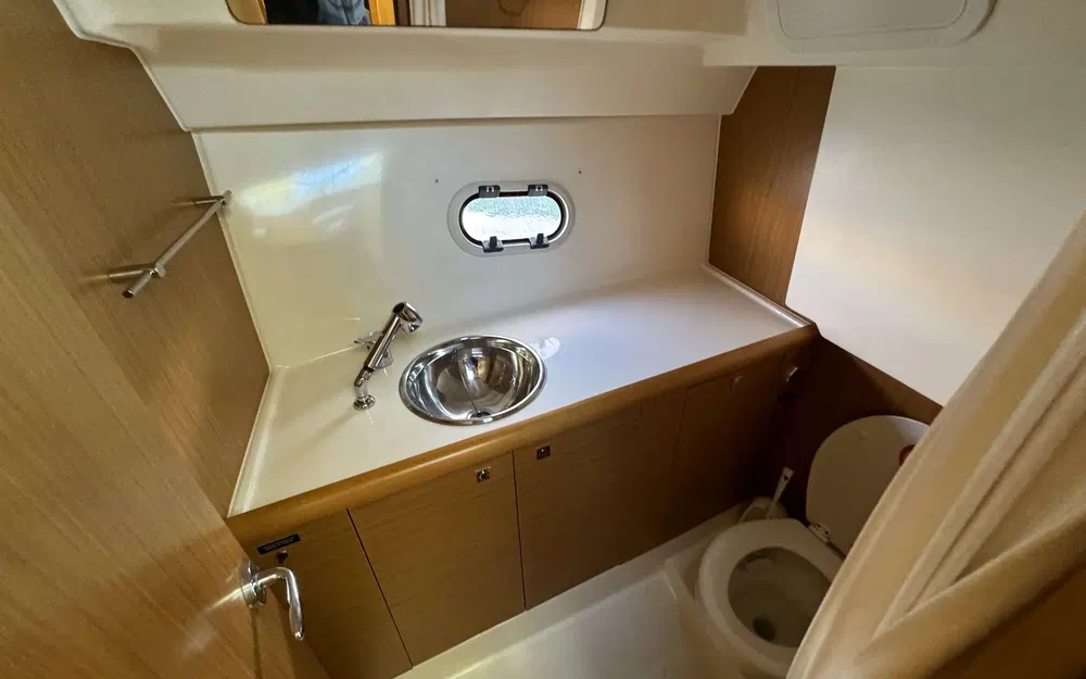 slider 19 Jeanneau Merry Fisher 10