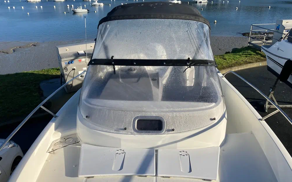 slider 9 Jeanneau CAP CAMARAT 7.5 WA S2