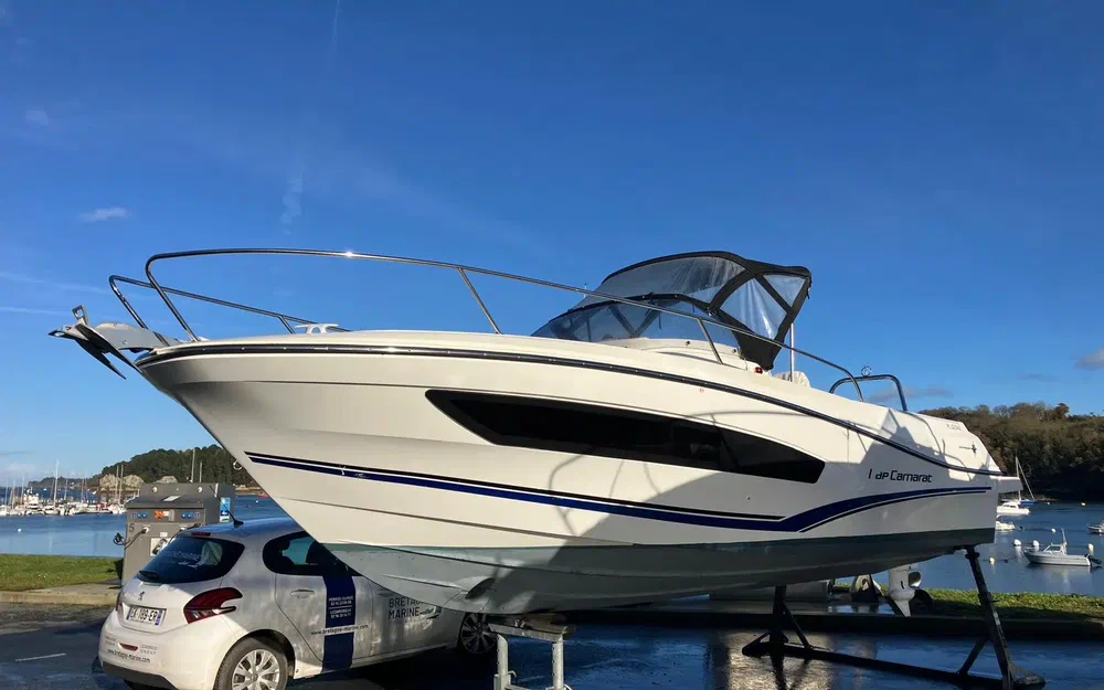 slider 2 Jeanneau CAP CAMARAT 7.5 WA S2