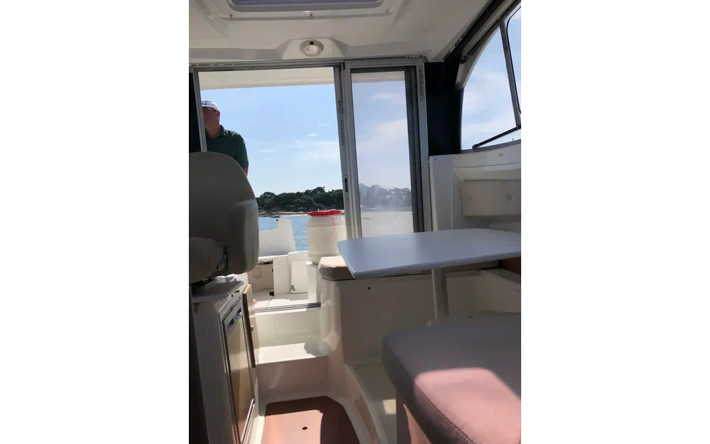 slider 3 Beneteau Antares 6.80