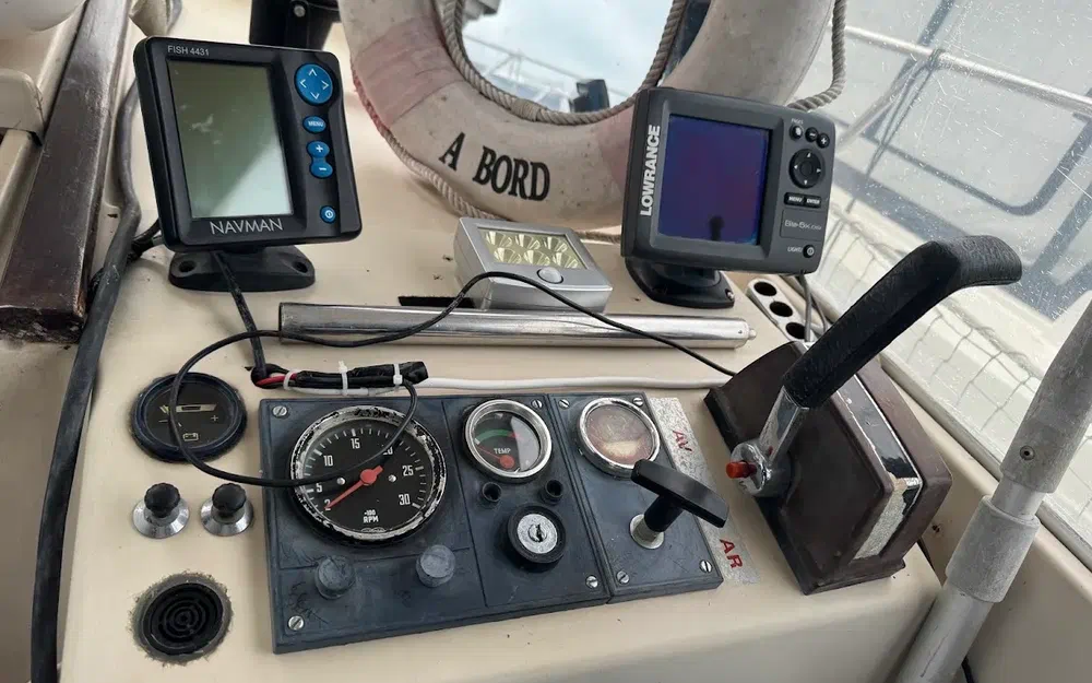 slider 6 Beneteau Evasion 25