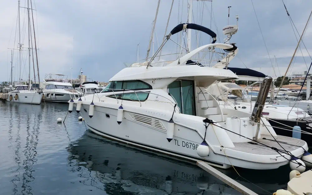slider 2 Jeanneau Prestige 42 Fly