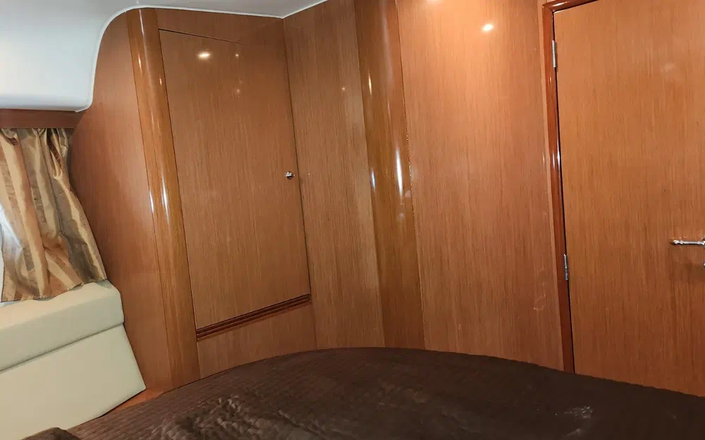 slider 34 Jeanneau Prestige 42 Fly