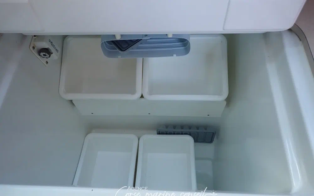 slider 17 Jeanneau Sun Odyssey 40.3