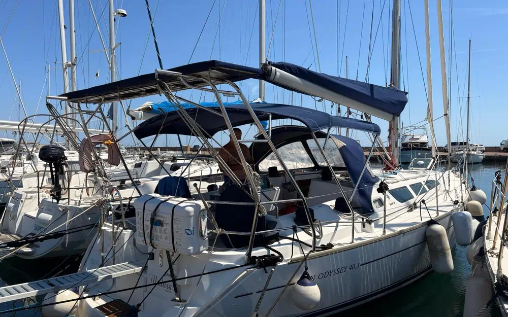 slider 1 Jeanneau Sun Odyssey 40.3