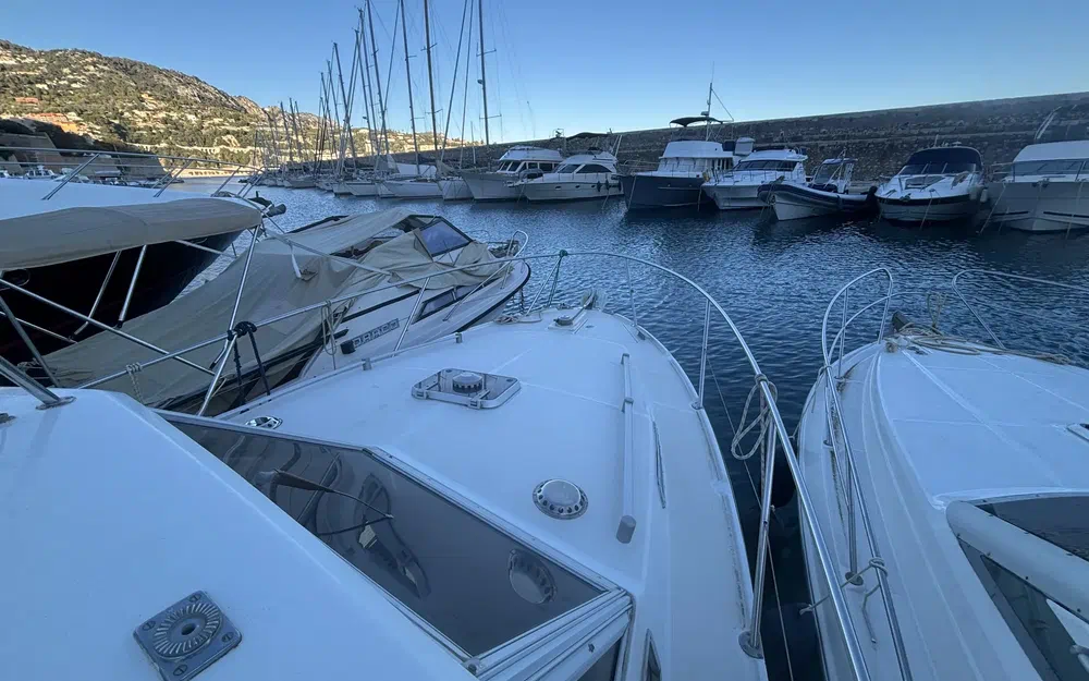 slider 10 Beneteau Antares 860