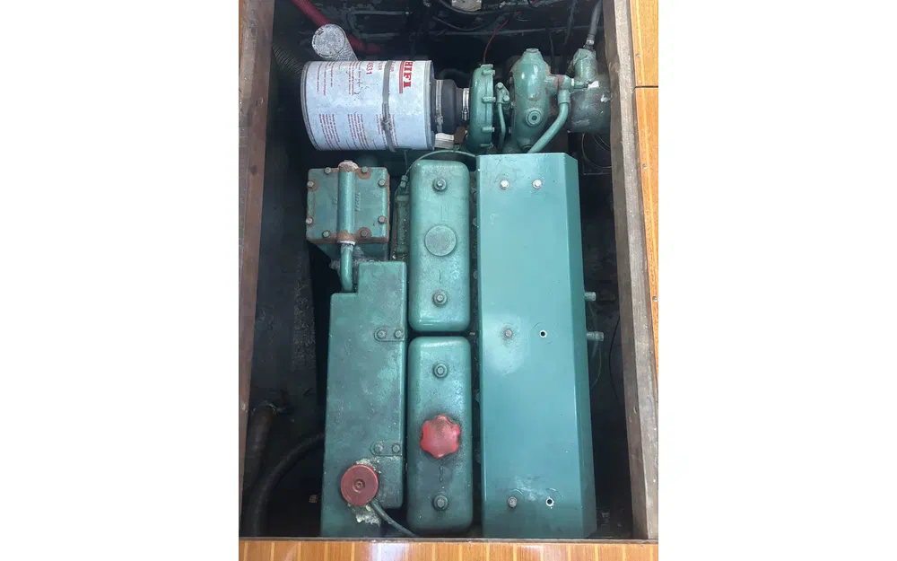 slider 17 Beneteau Antares 860